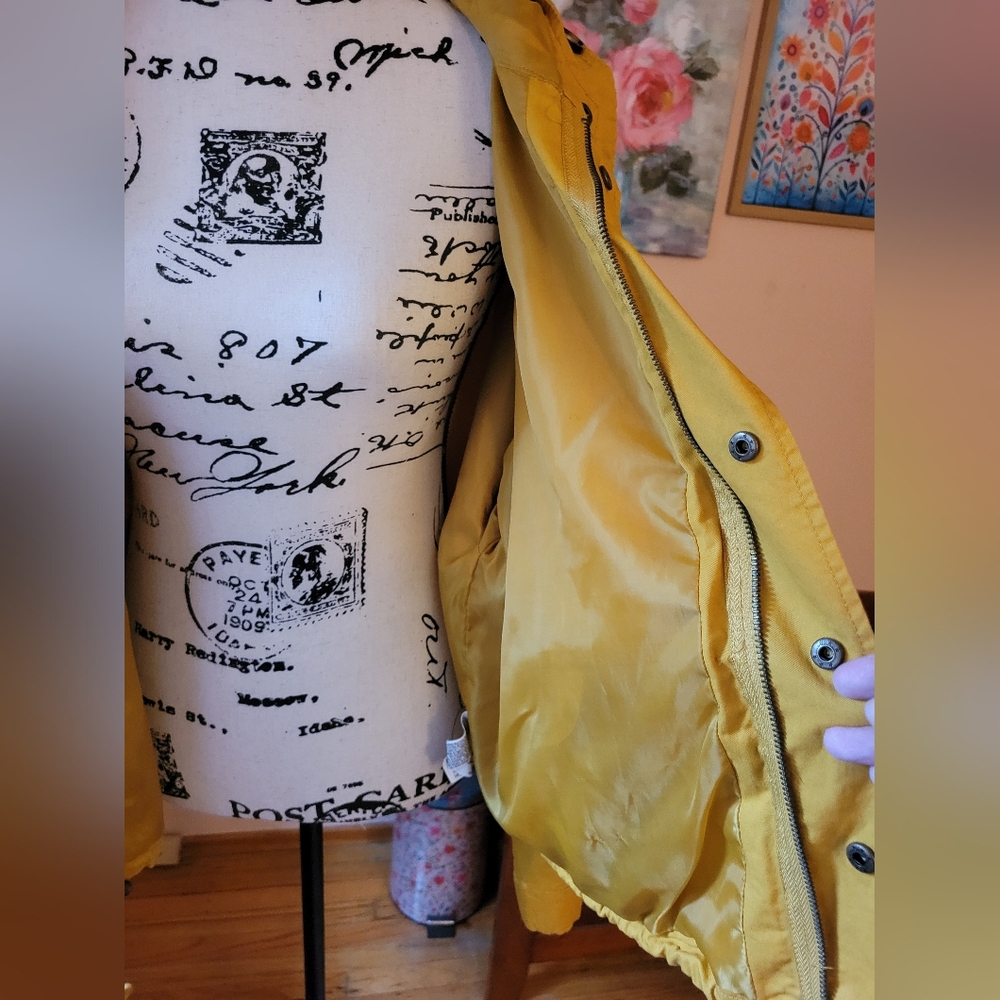 Forever 21 Mustard Yellow Hooded Cargo Jacket, Drawstring Hem, EUC L, Juniors - Picture 9 of 11